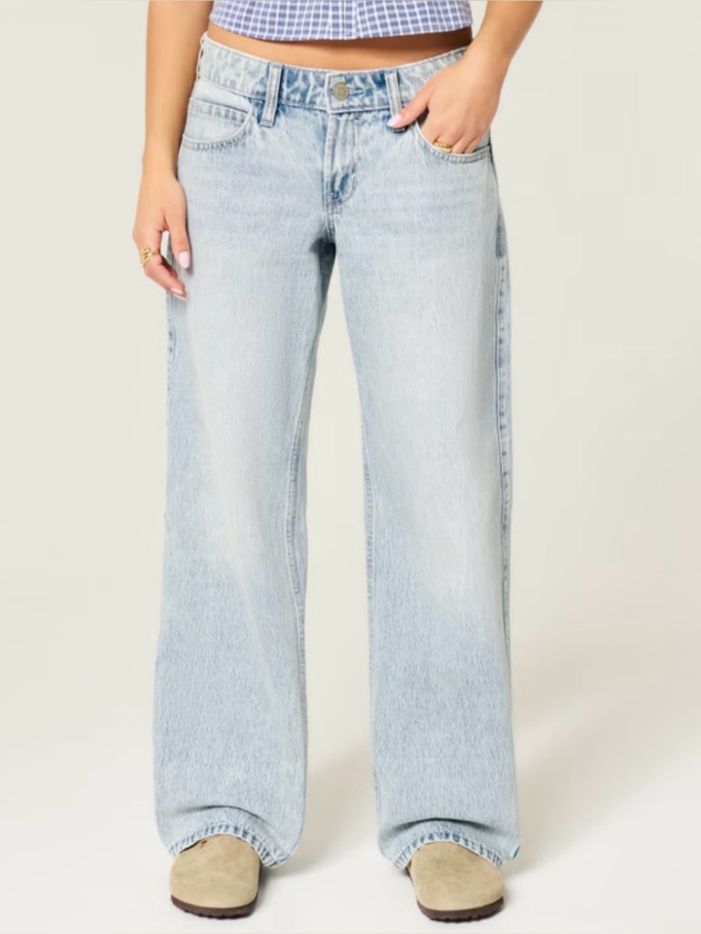 Hollister Low-Rise Light Wash Baggy Jeans